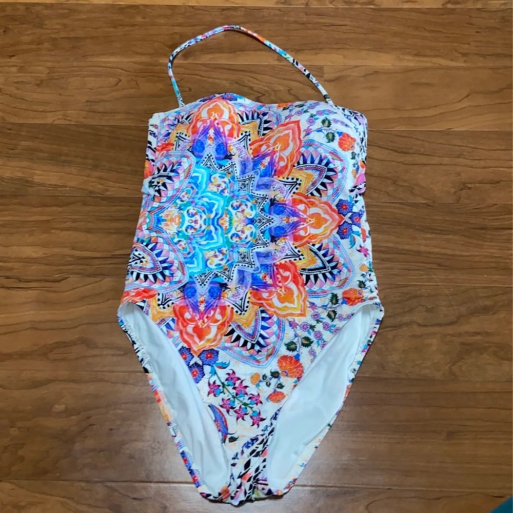 La Blanca One piece Swimsuit